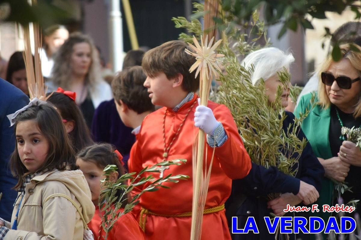La procesión del Domingo de Ramos recorre la calle Mayor y La Corredera de Caravaca