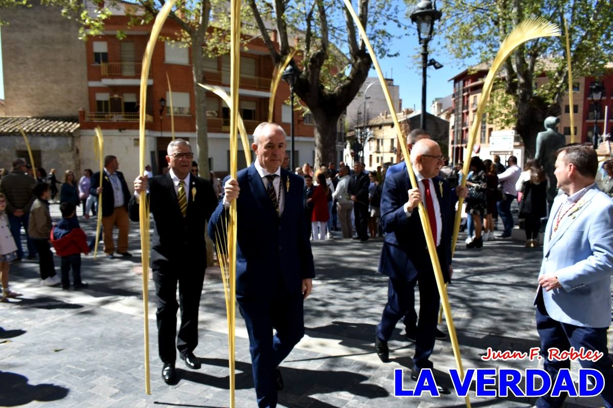 La procesión del Domingo de Ramos recorre la calle Mayor y La Corredera de Caravaca