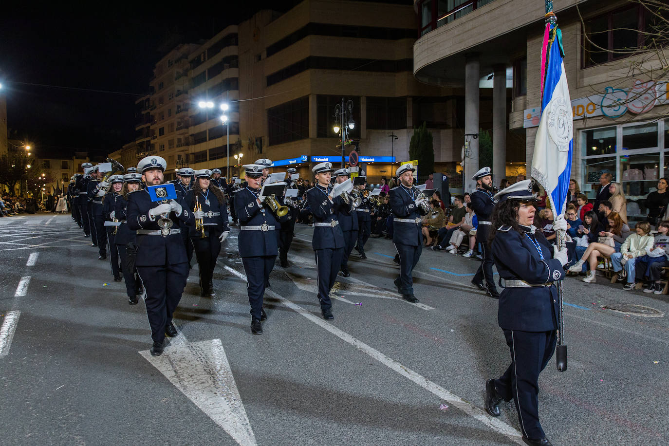 La Banda Unión Musical Ideal interpreta durante la procesión la 'Plegaria al Cristo de Zalamea', de Francisco Grau, el 'Virgen del Consuelo', de Antonio Bailén Sarabia, y 'Consuelo de amargura', también de Bailén Sarabia.