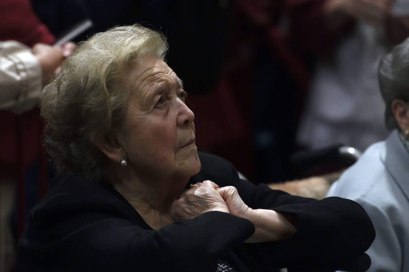 El besapié del Cristo del Perdón en Murcia, en imágenes