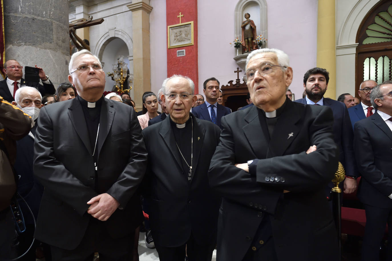 El besapié del Cristo del Perdón en Murcia, en imágenes