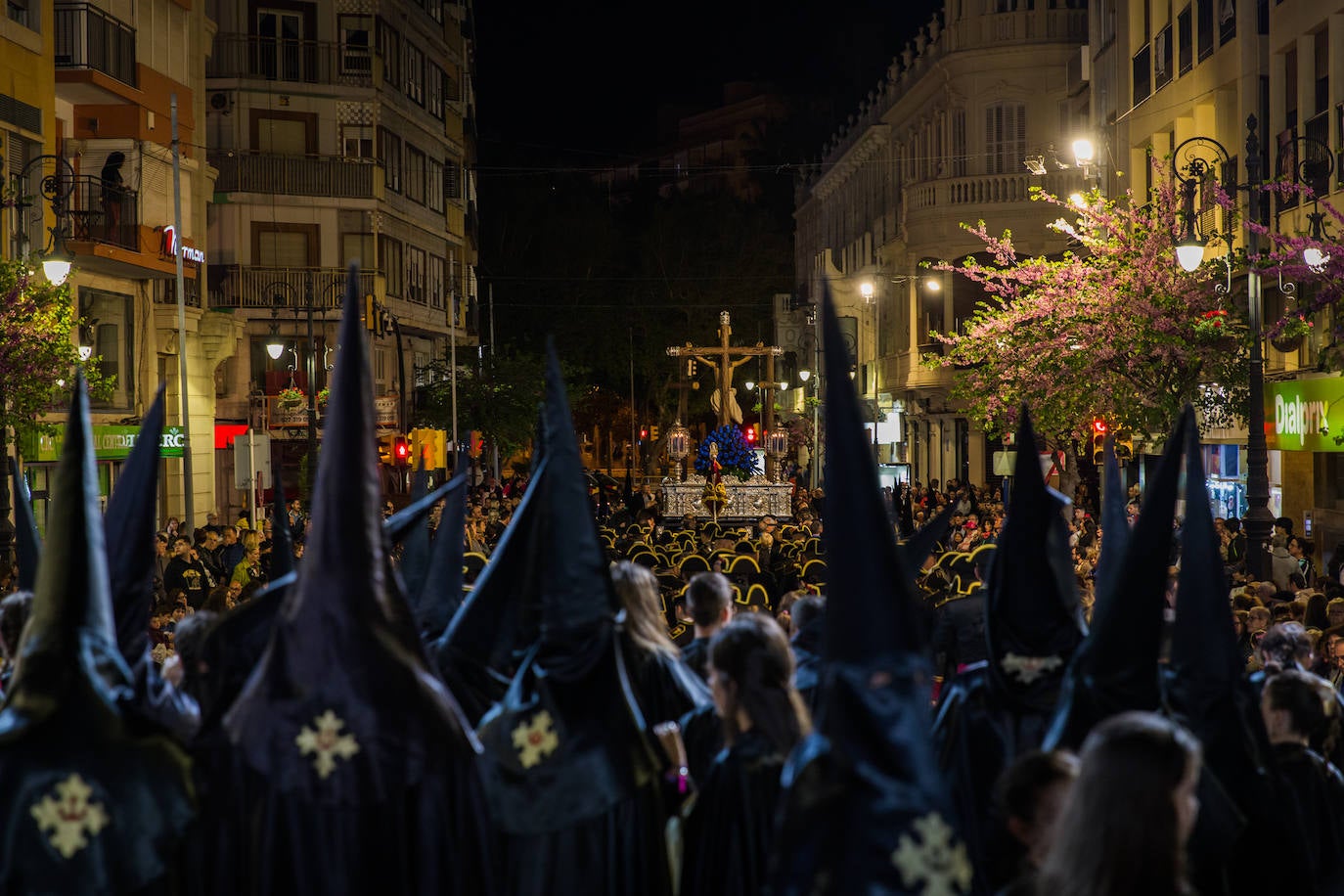 Alarde de solemnidad y devoción en el Martes Santo