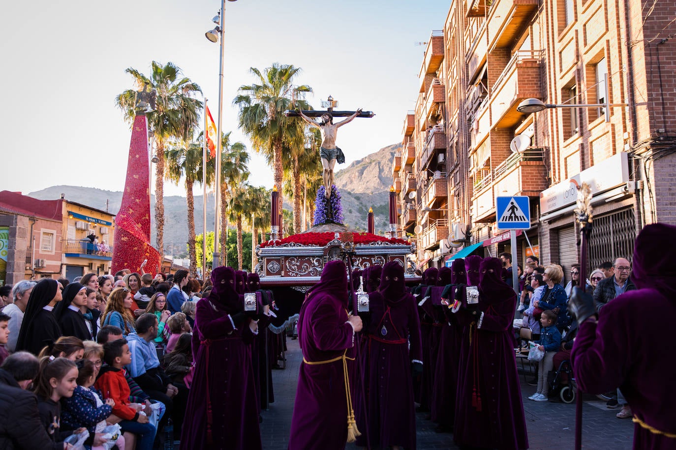 Orihuela recibe el cariño y la bendición de &#039;El Abuelo&#039;