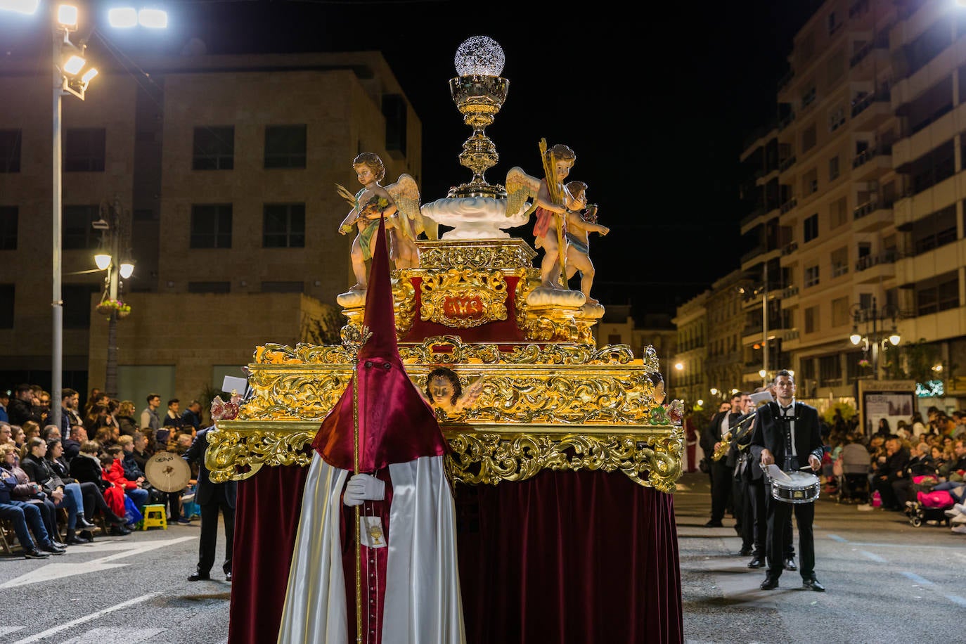 La Cena y el Lavatorio hacen alarde de devoción mariana