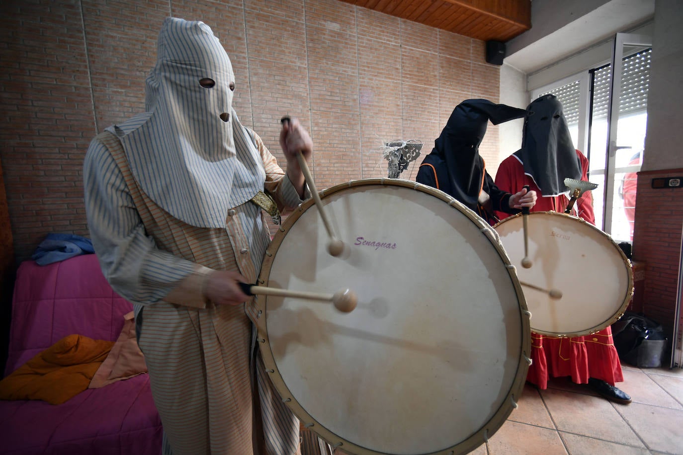 La tamborada de Moratalla, en imágenes