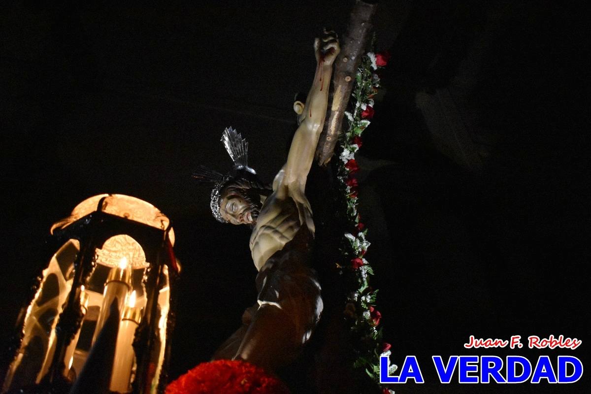 El Cristo de los Voluntarios inunda de solemnidad la medianoche