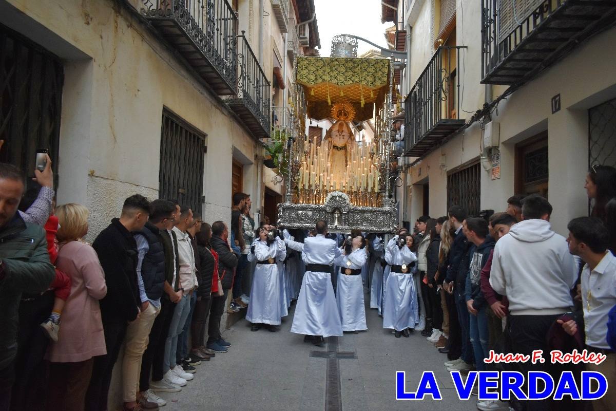 La Virgen Blanca reinó en la tarde del Jueves Santo