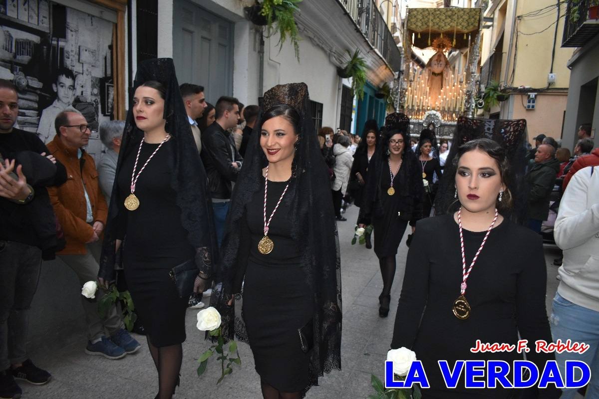 La Virgen Blanca reinó en la tarde del Jueves Santo