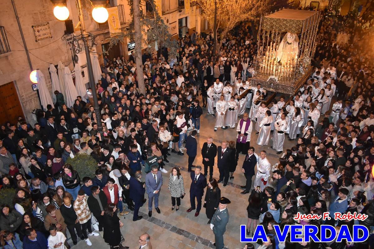 La Virgen Blanca reinó en la tarde del Jueves Santo
