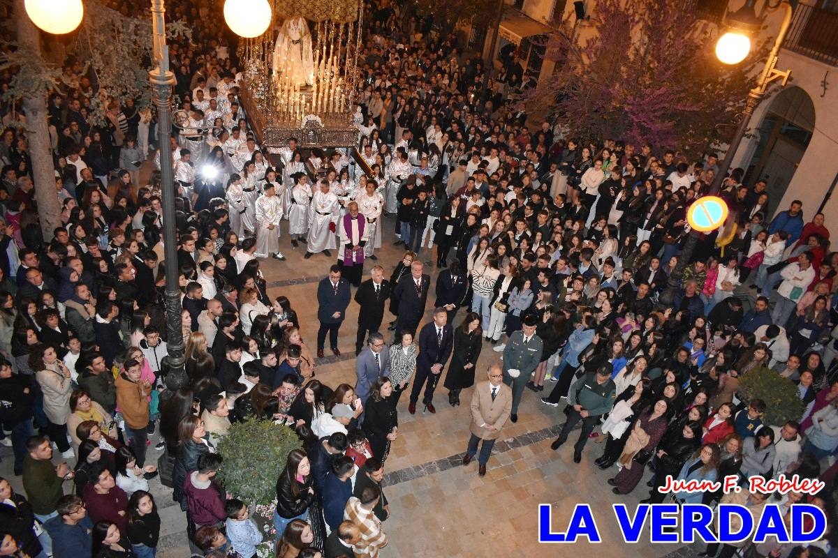 La Virgen Blanca reinó en la tarde del Jueves Santo