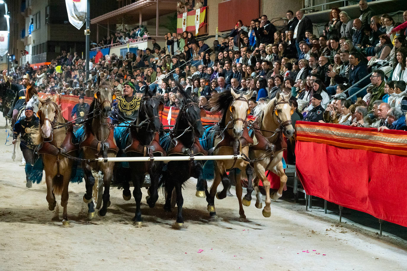 Las imágenes de la procesión del Jueves Santo en Lorca