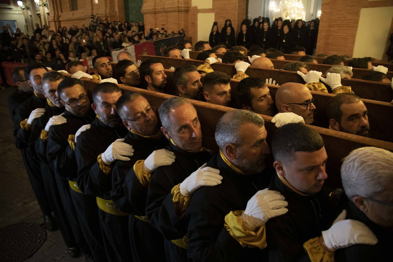 El Santo Entierro de la Cofradía Marraja de Cartagena, en imágenes