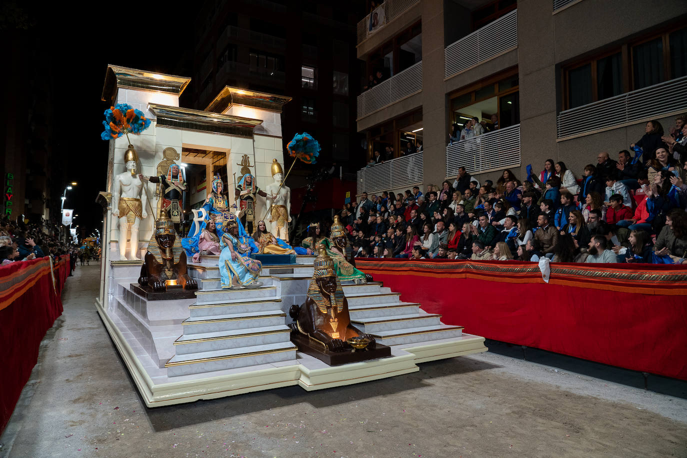 Imágenes del Paso Azul de Lorca en el Viernes Santo