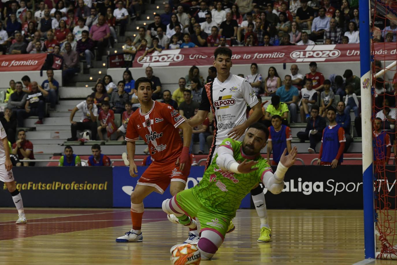 El derbi regional entre ElPozo y Jimbee, en imágenes