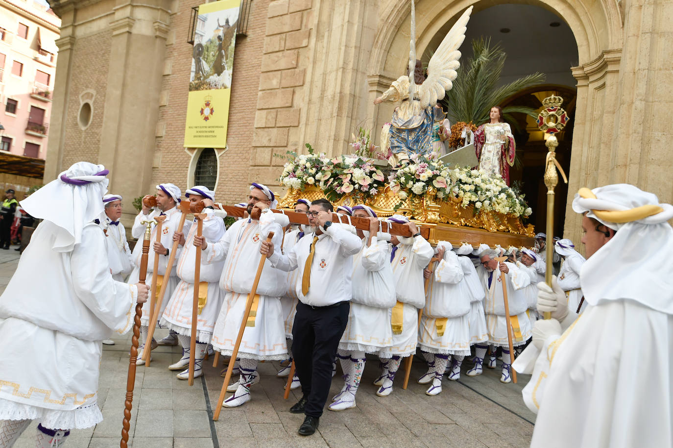 Procesión del Domingo de Resurrección en Murcia, en imágenes