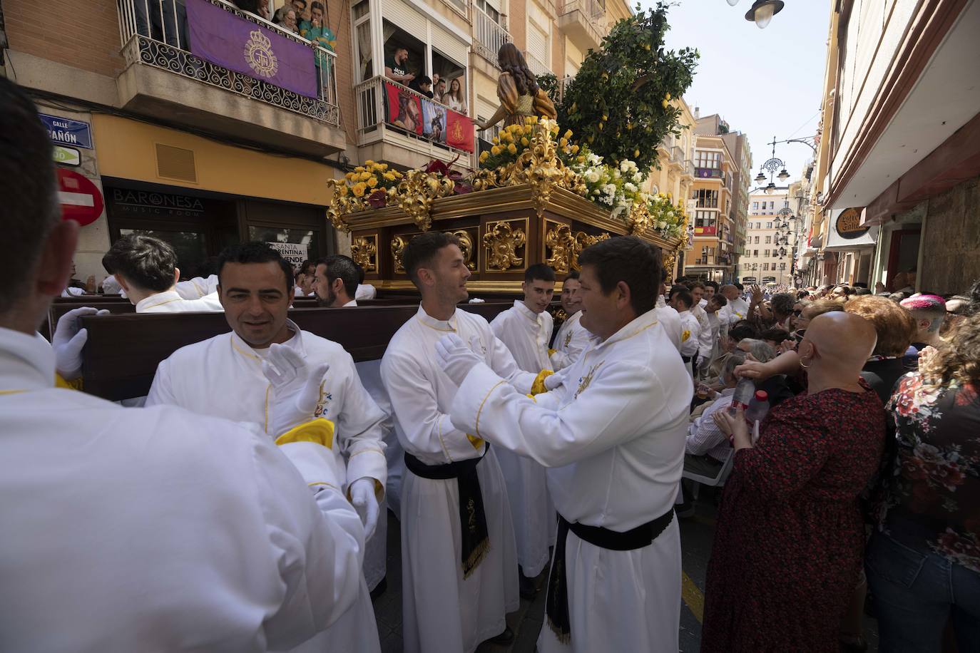 La procesión del Resucitado de Cartagena, en imágenes