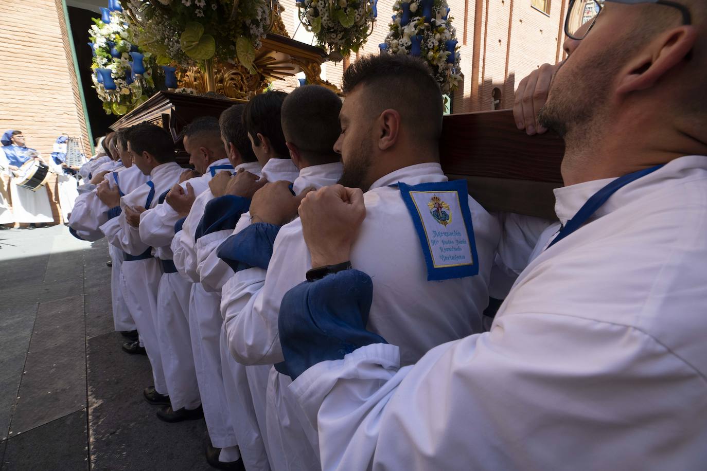 La procesión del Resucitado de Cartagena, en imágenes