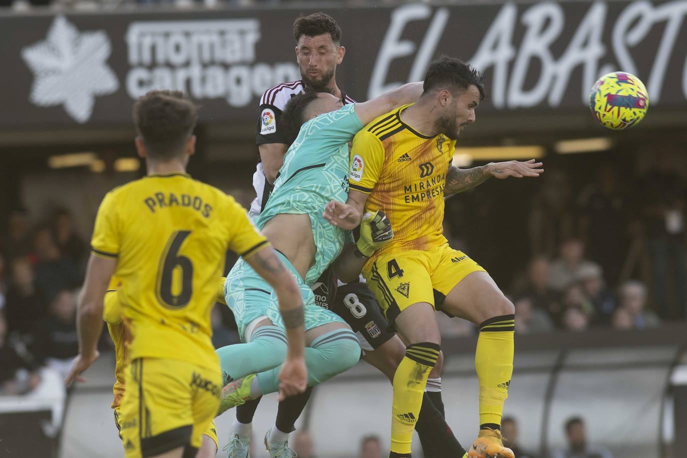 La victoria del Cartagena frente al Mirandés, en imágenes