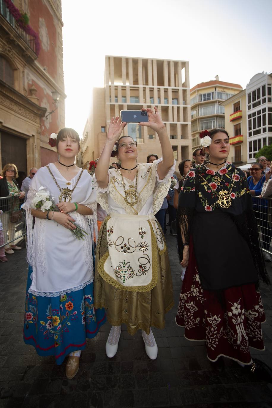 Las imágenes de la ofrenda floral a la Virgen de la Fuensanta