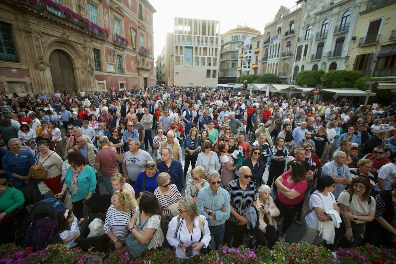 Las imágenes de la ofrenda floral a la Virgen de la Fuensanta