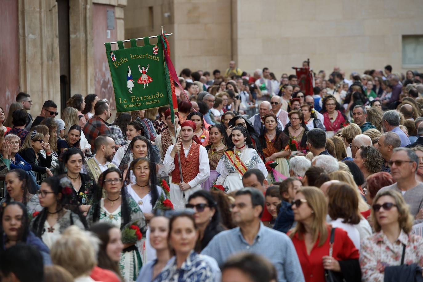 Las imágenes de la ofrenda floral a la Virgen de la Fuensanta