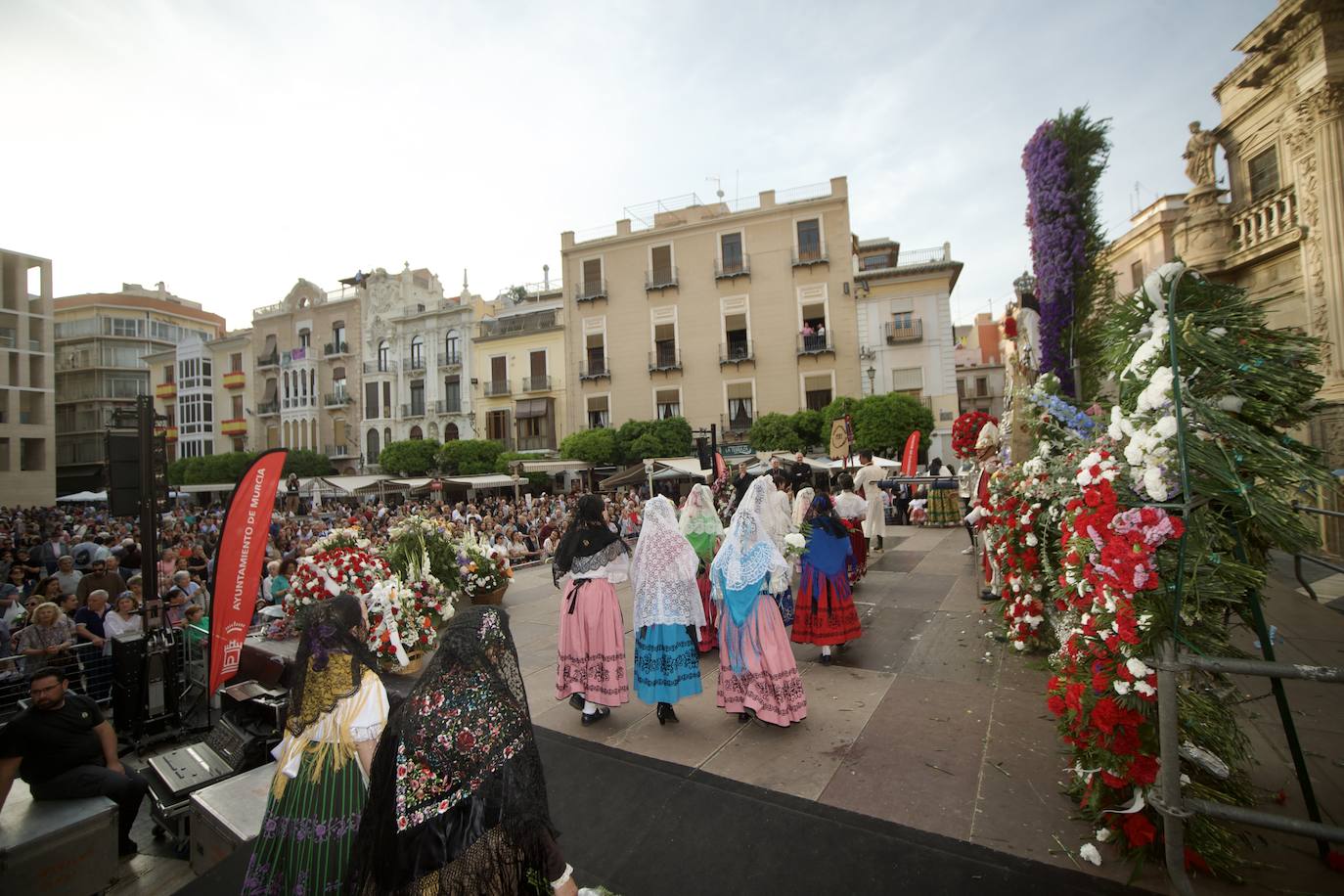 Las imágenes de la ofrenda floral a la Virgen de la Fuensanta