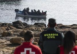 Llegada de una patera a Isla Plana, en una imagen de archivo.