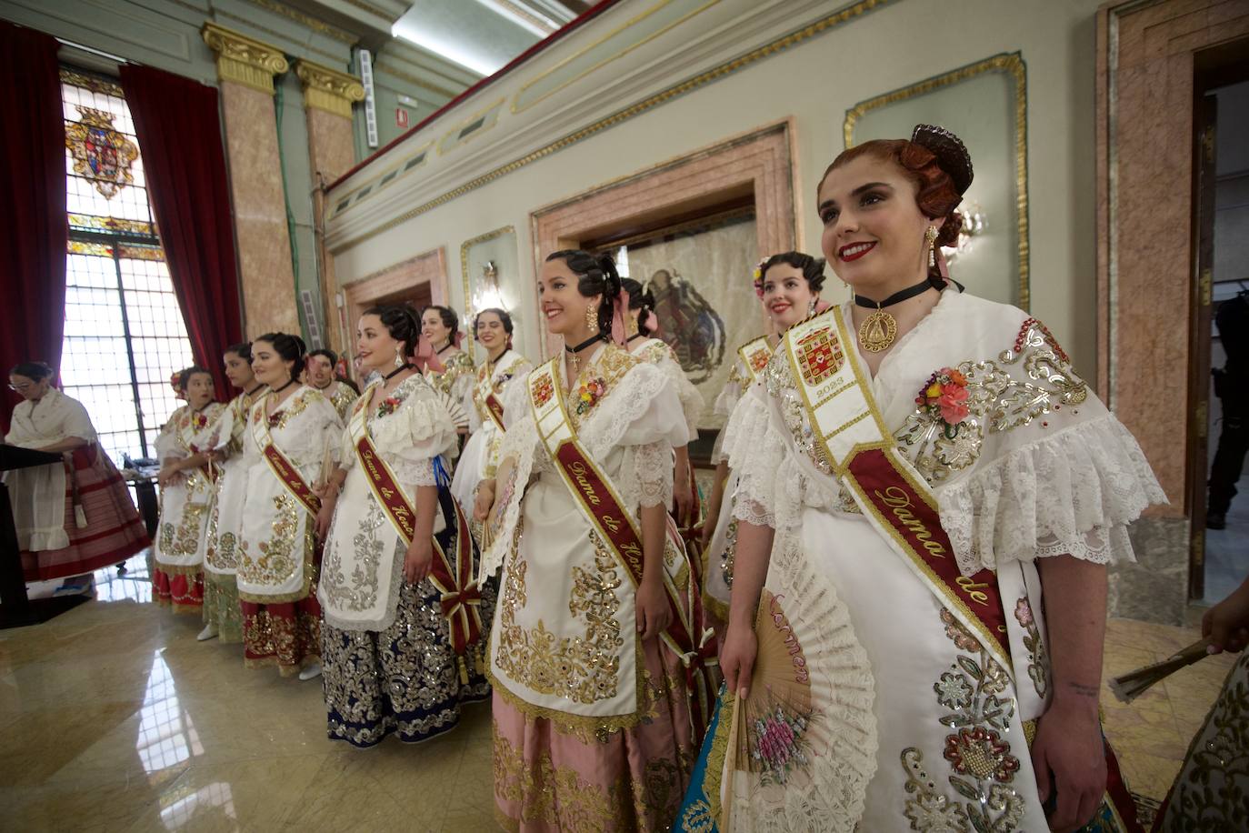 Las imágenes de la recepción de las Reinas de la Huerta de Murcia en el Palacio de San Esteban