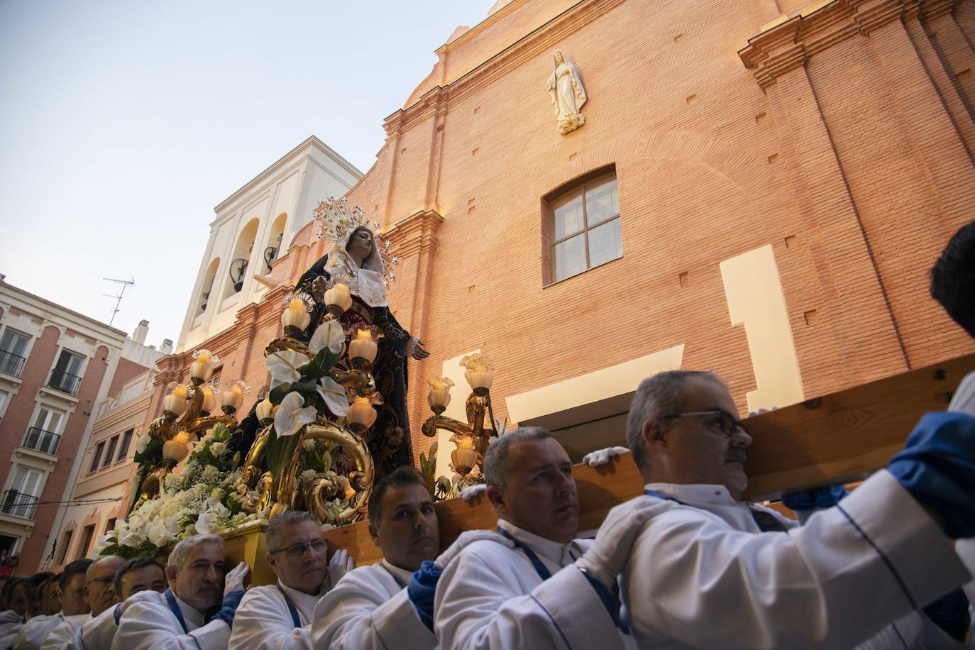 Las imágenes de la procesión Prendimiento el lunes en Cartagena