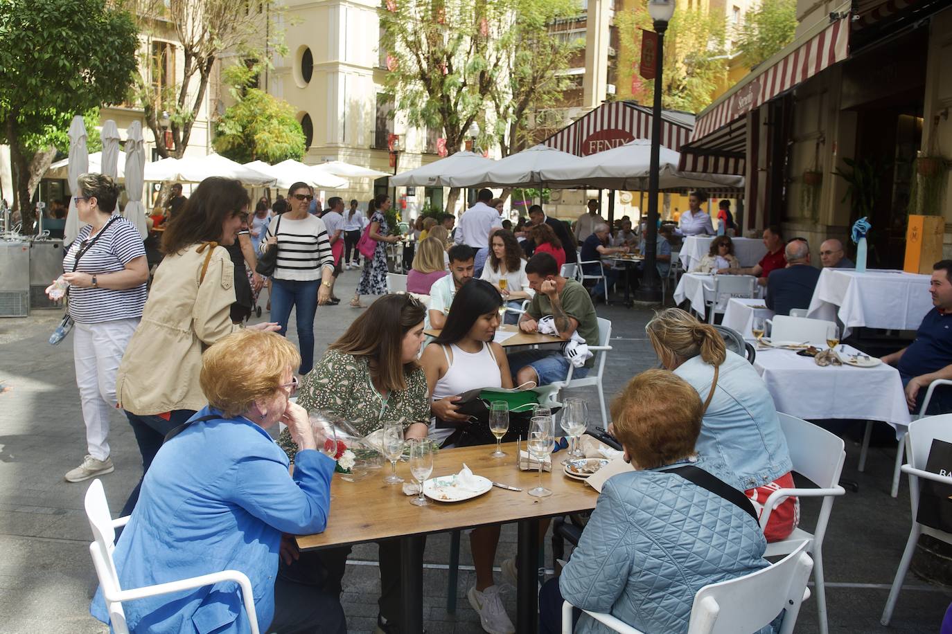 Bares y restaurantes de Murcia llenos en Semana Santa