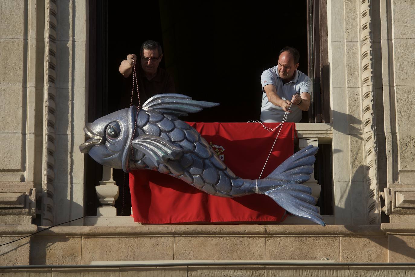 La llegada de la Sardina a Murcia, en imágenes