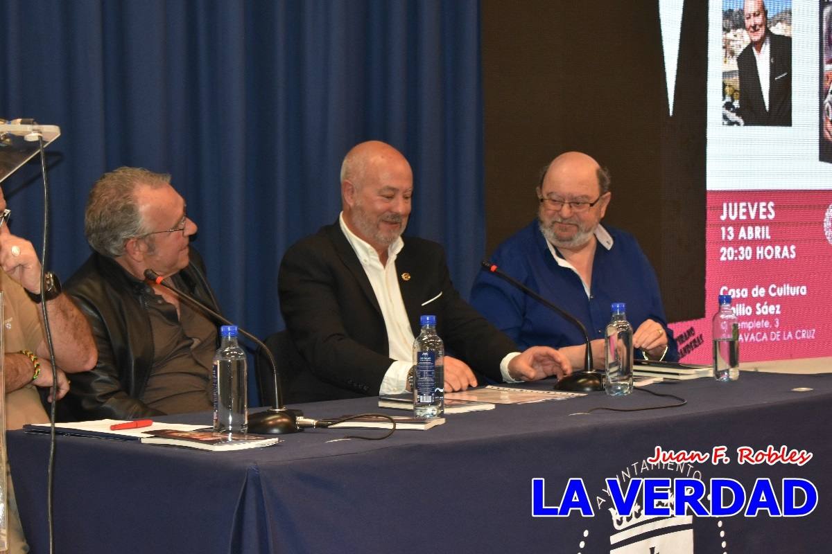 El poemario «Partituras del corazón» llena de emociones la Casa de Cultura de Caravaca