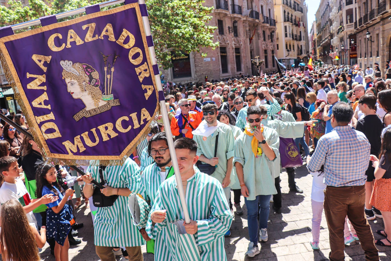 El desfile de Doña Sardina por el centro de Murcia, en imágenes