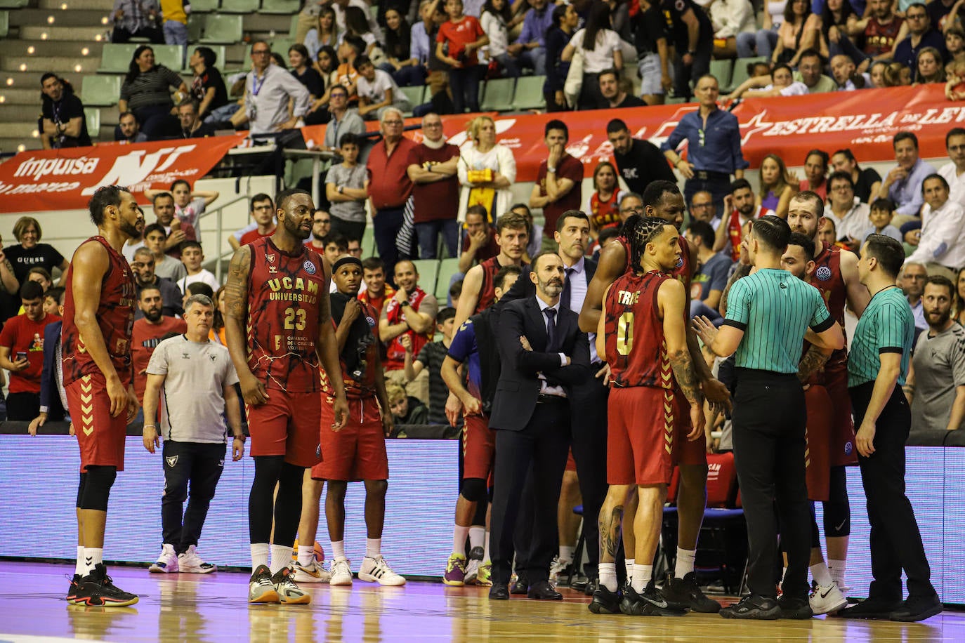 Las imágenes del partido entre el UCAM Murcia y el Zaragoza