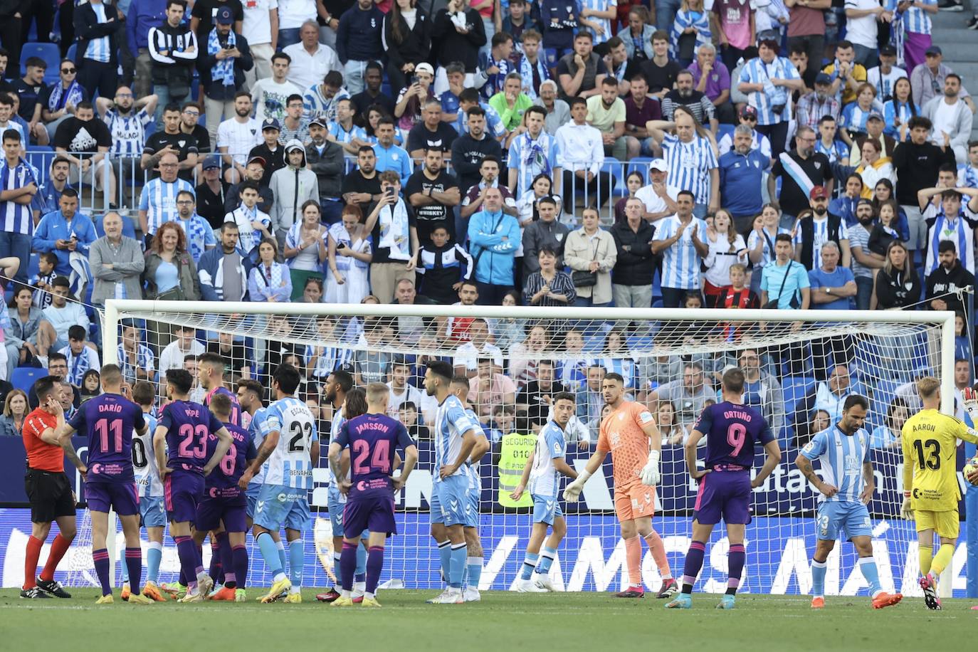 El partido del Cartagena contra el Málaga, en imágenes