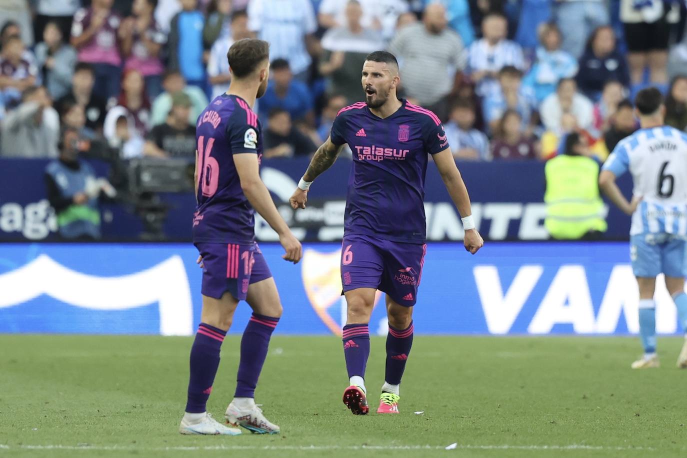 El partido del Cartagena contra el Málaga, en imágenes