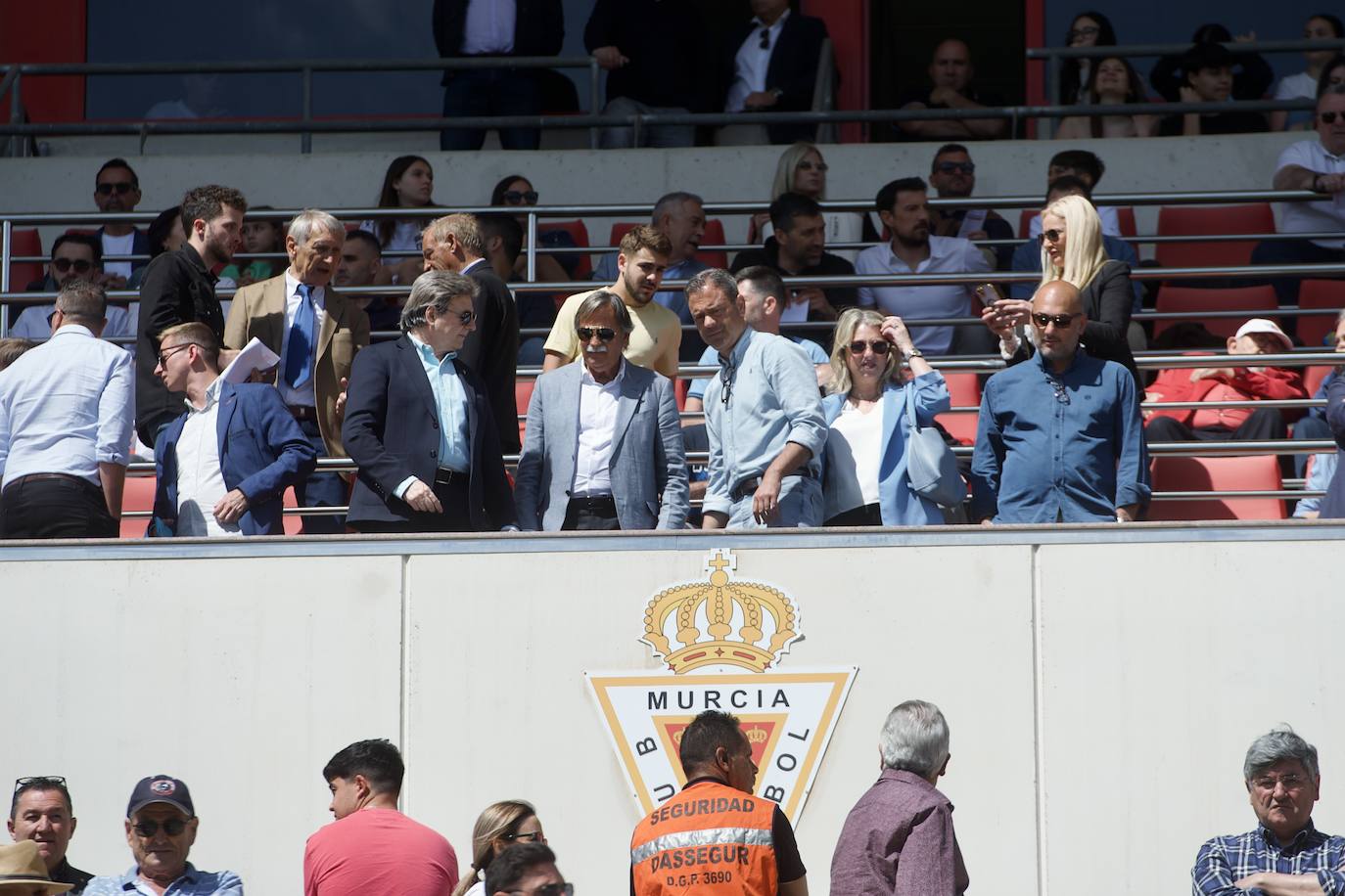 El partido del Real Murcia frente al Atlético Baleares, en imágenes