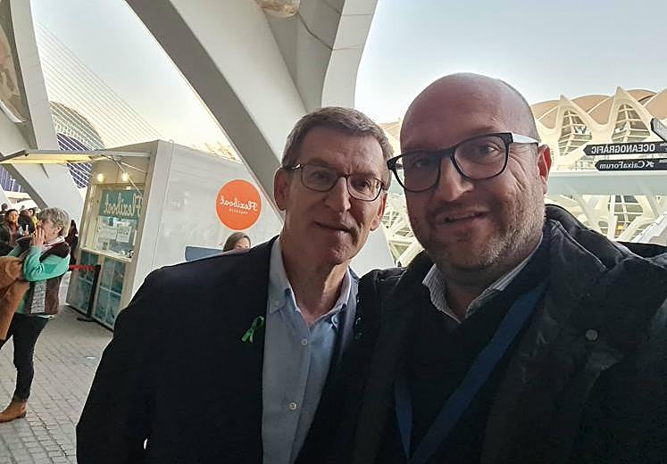 José Francisco Muñoz Moreno, junto a Feijóo.