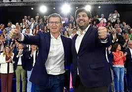 Feijóo y López Miras, en el acto del PP la semana pasada.