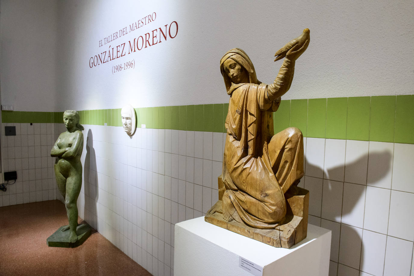 Las imágenes de la exposición &#039;El taller del maestro Juan González Moreno&#039;