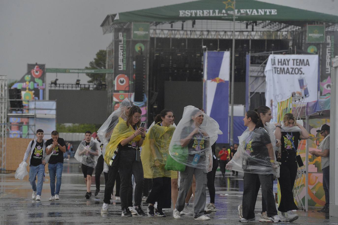 Desalojan el festival Warm Up por una tromba de agua