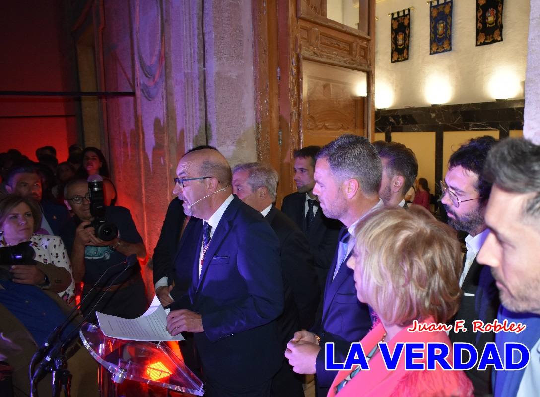 Sánchez Robles invita a vivir con intensidad las Fiestas de la Cruz