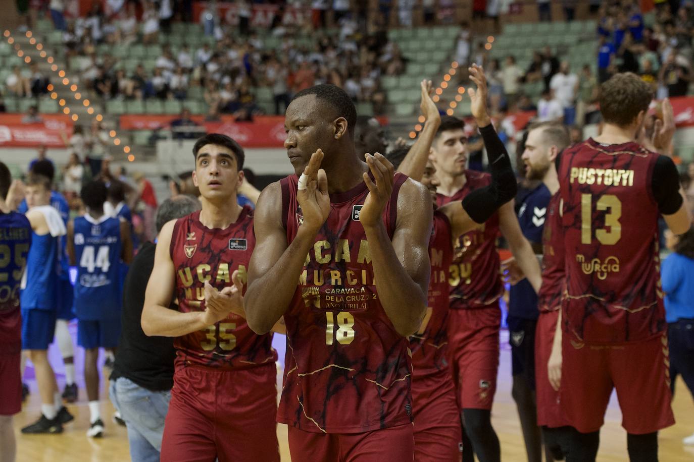 La victoria del UCAM Murcia frente al Fuenlabrada, en imágenes