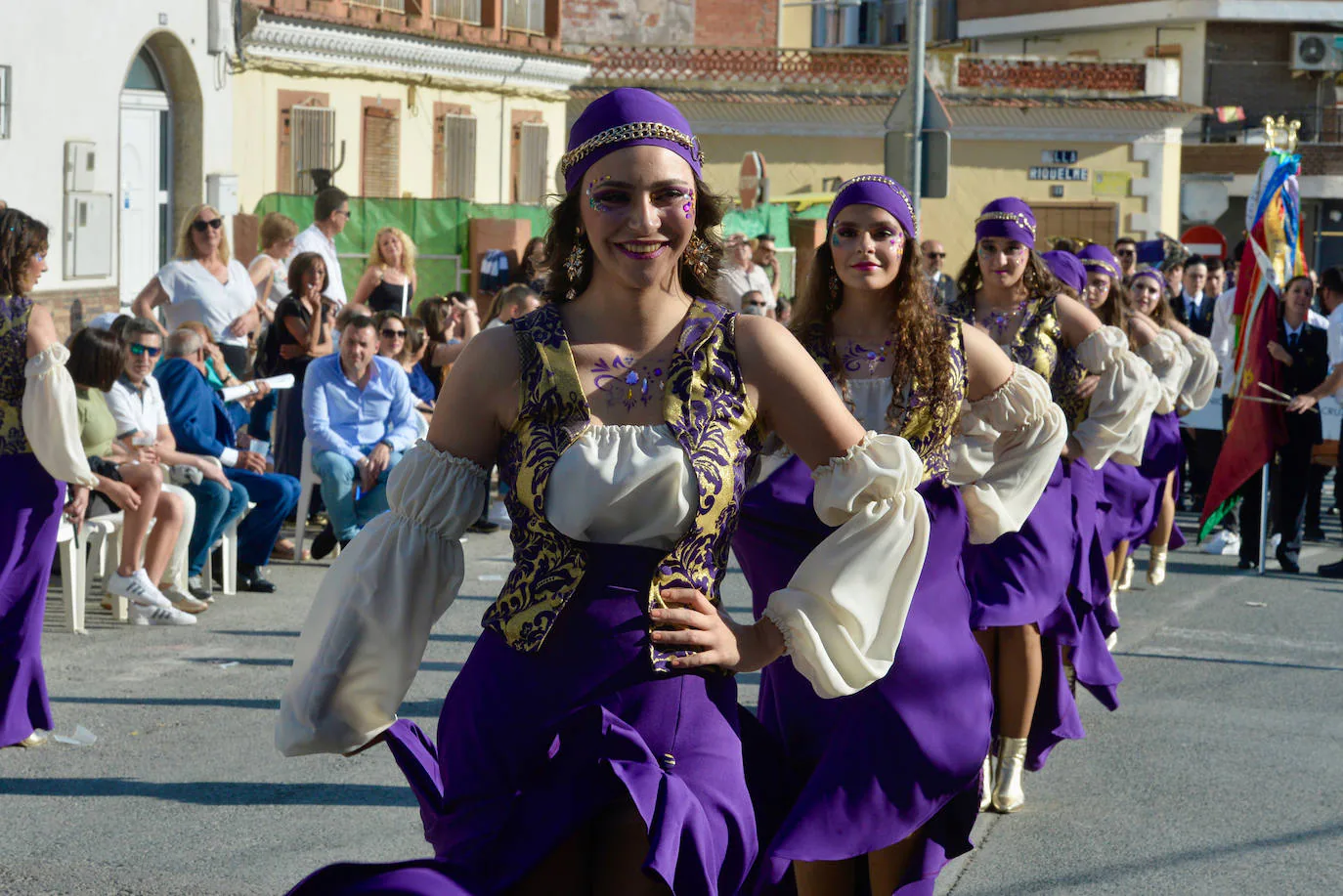 El Gran Desfile Parada de Moros y Cristianos de Abanilla, en imágenes