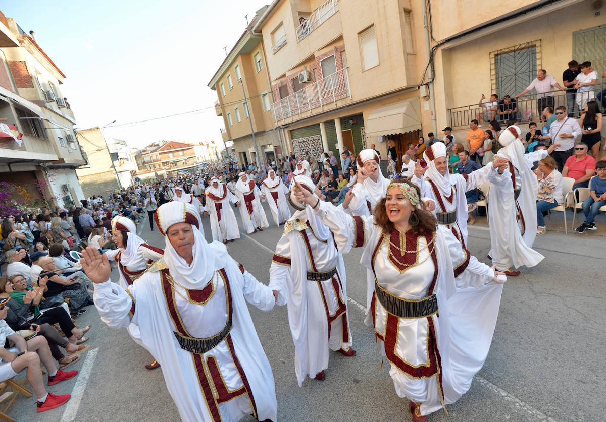 El Gran Desfile Parada de Moros y Cristianos de Abanilla, en imágenes