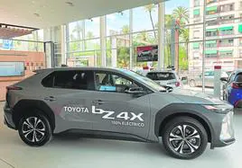 El nuevo bZ4X en el concesionario oficial Toyota Murcia.