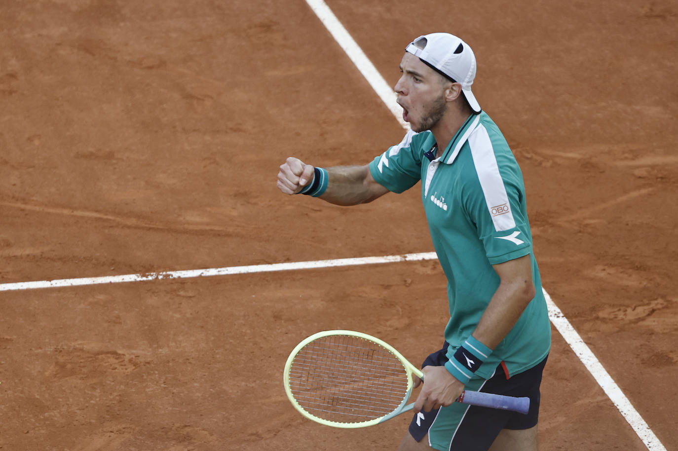 Carlos Alcaraz revalida su título en el Masters 1.000 de Madrid