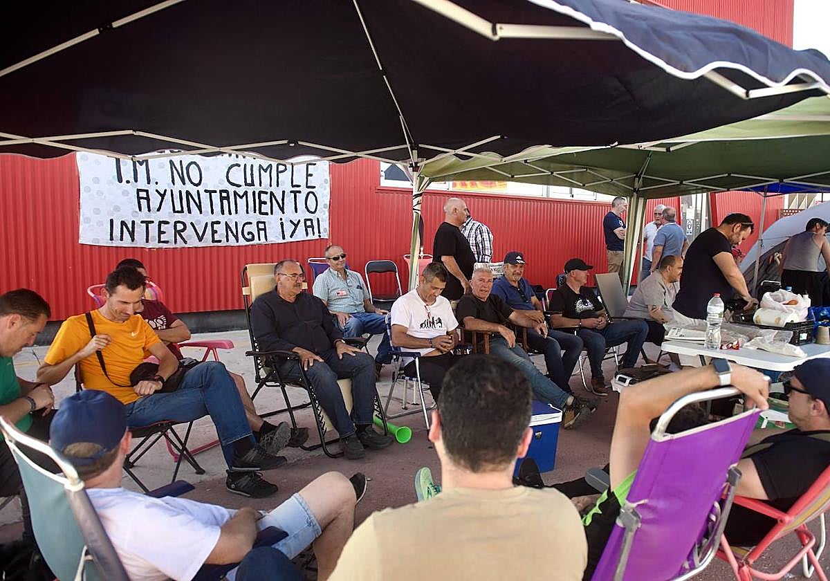 Segundo día de acampada de la plantilla de los &#039;coloraos&#039;