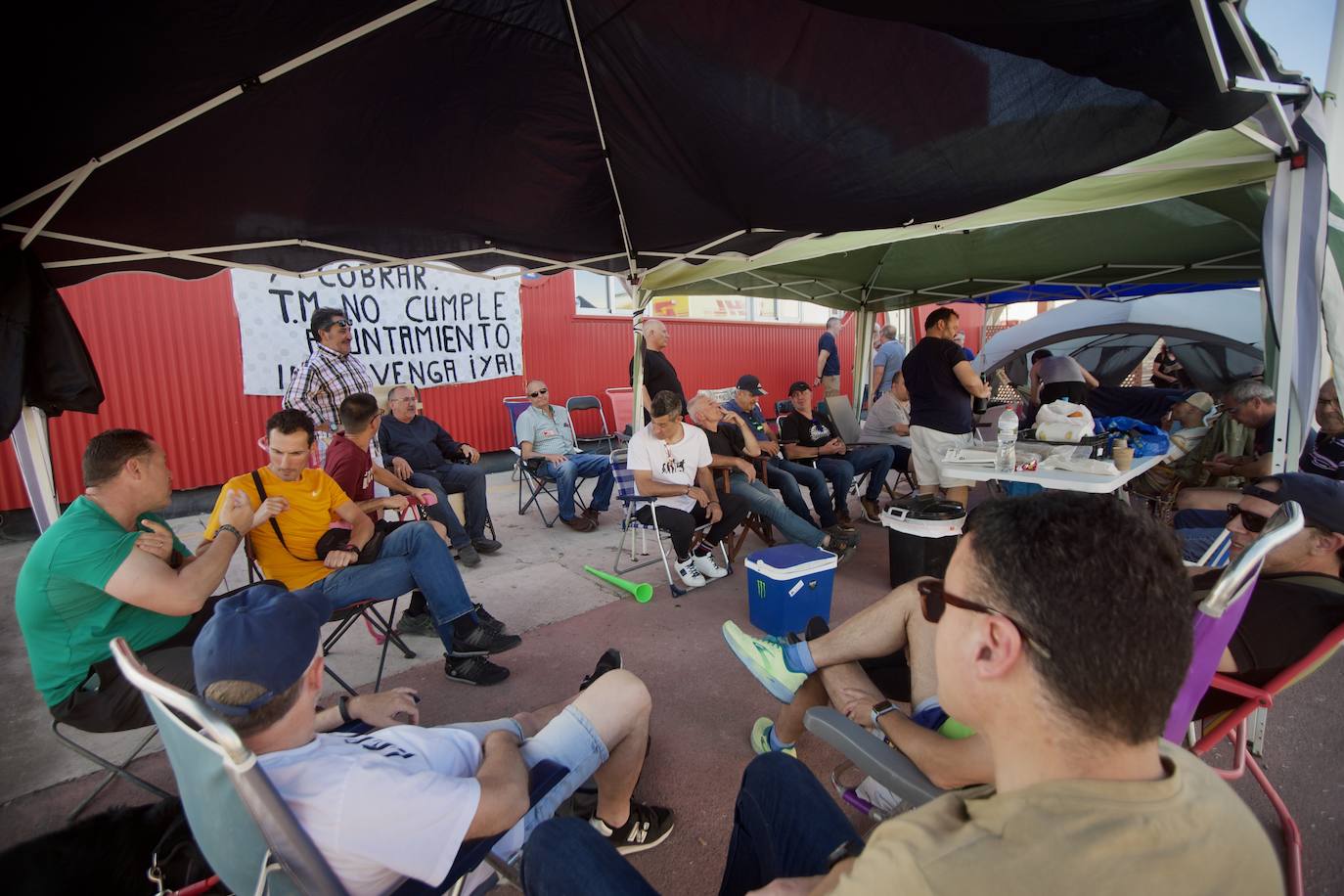 Segundo día de acampada de la plantilla de los &#039;coloraos&#039;