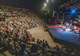 Actuación de The Jayhawks en el Jazz San Javier, en 2021.